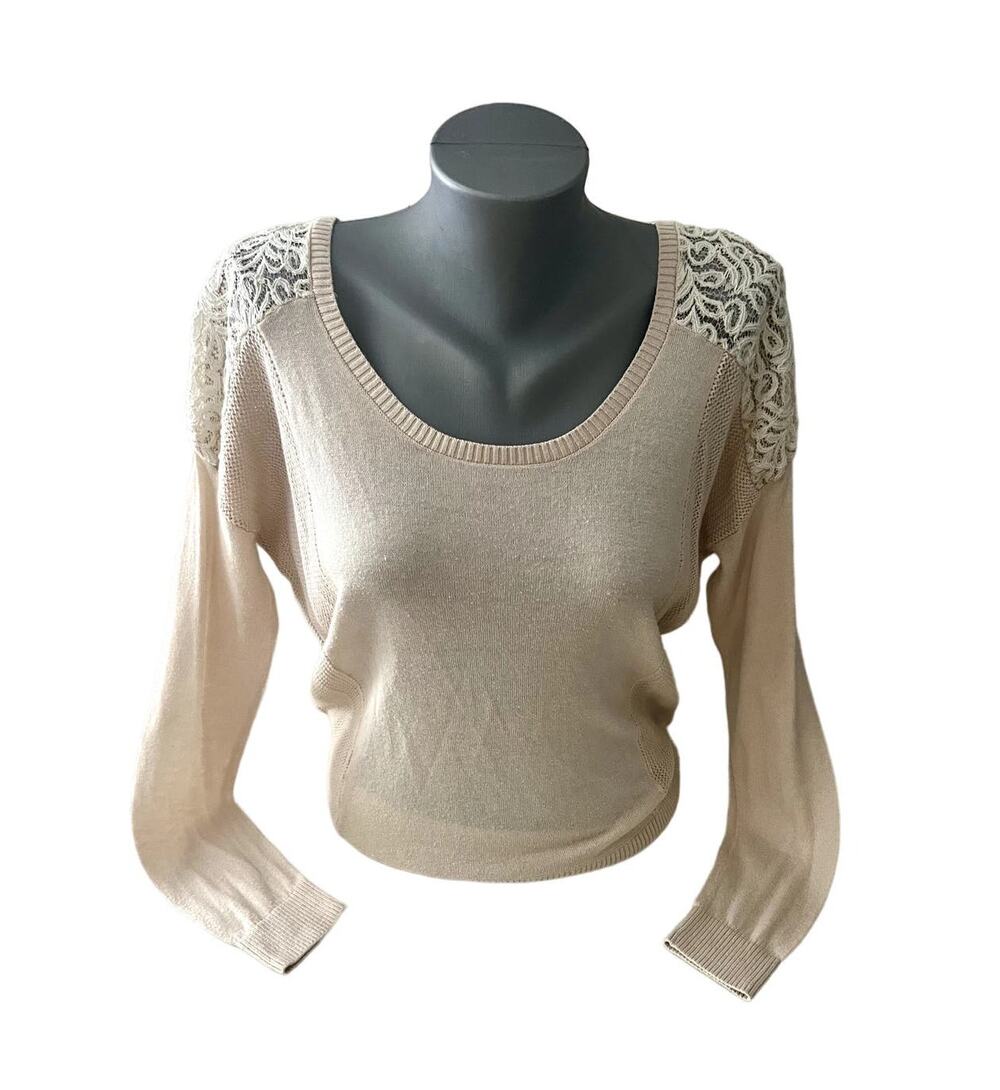 Women's Cream Boho Sweater Size Small Heartloom Lace Knit Top Cutout Back